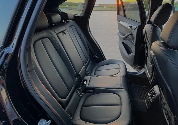 BMW X1 cena 87500 przebieg: 99750, rok produkcji 2016 z Lubycza Królewska małe 326